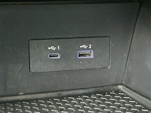 Used 2024 Nissan Pathfinder SV image 22