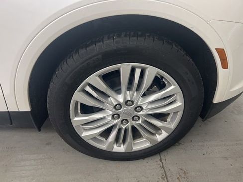 Used 2017 Cadillac XT5 Premium Luxury image 25