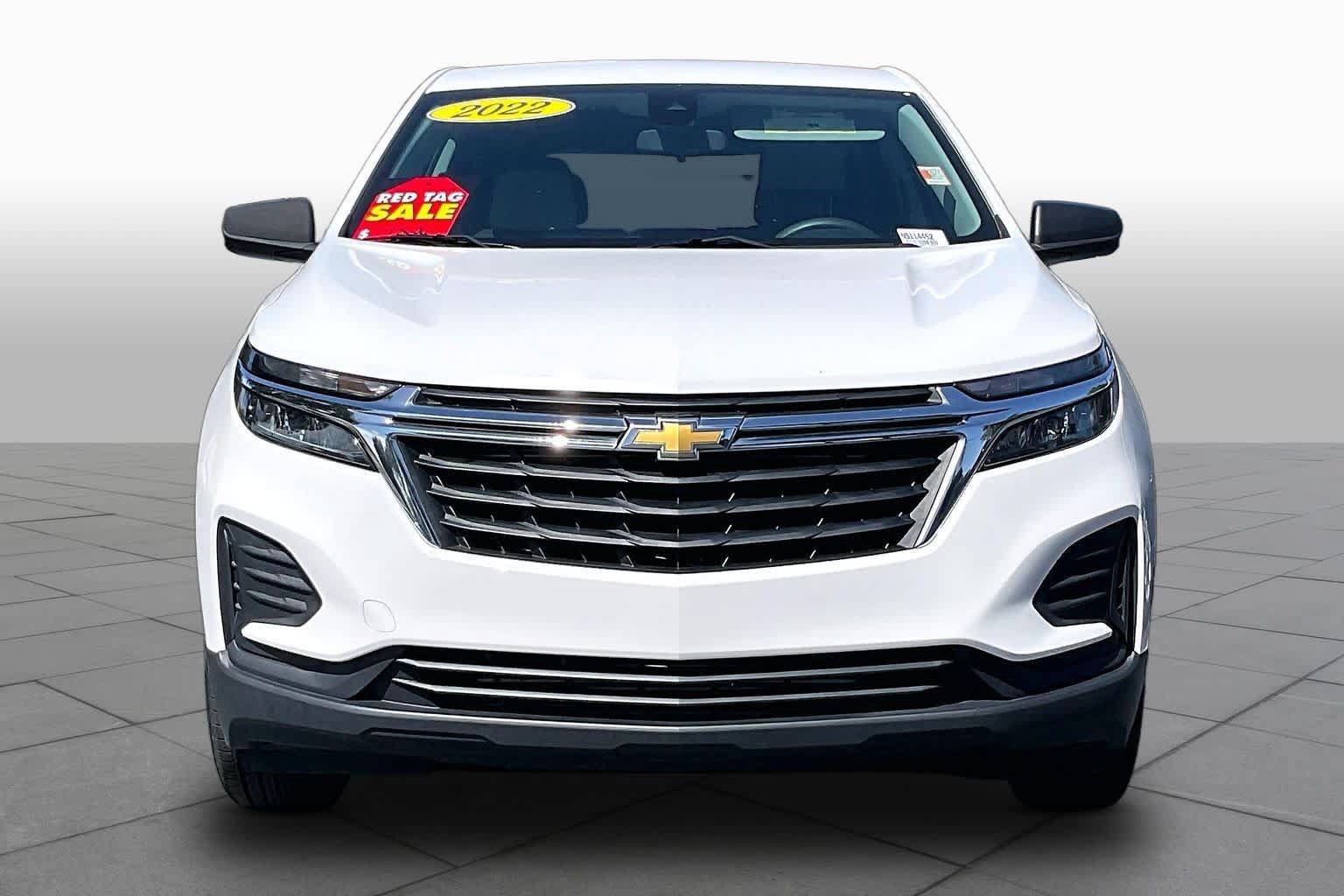 Used 2022 Chevrolet Equinox LS w/ LS Convenience Package FWD image 4