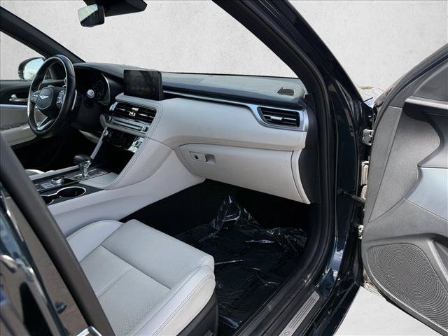Used 2025 Genesis G70 2.5T RWD image 12