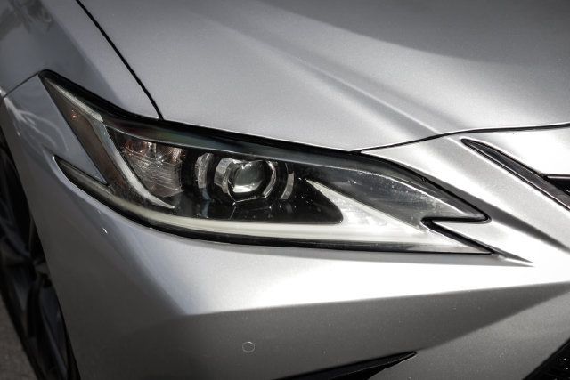 Used 2019 Lexus ES 350 F Sport w/ Accessory Package 2 FWD image 11