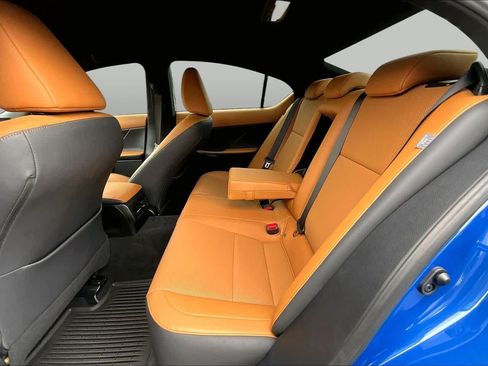 Used 2022 Lexus IS 300 RWD image 21
