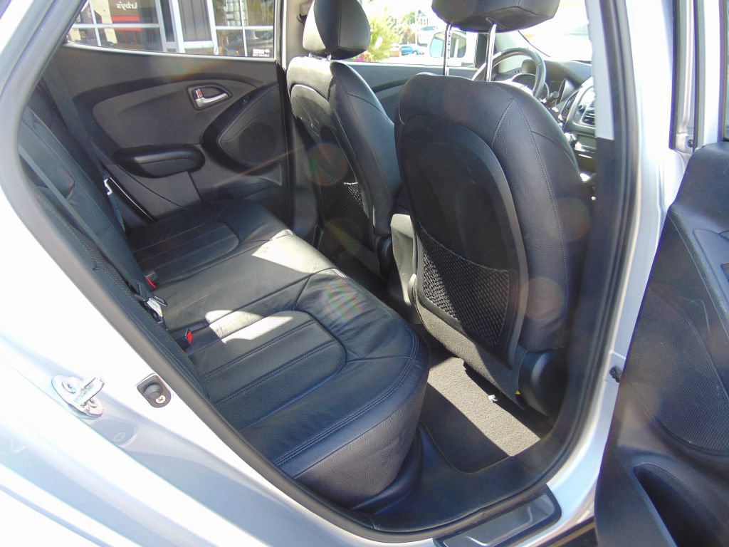 Used 2013 Hyundai Tucson Limited AWD/4WD image 4