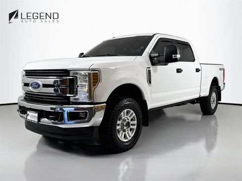 Used 2018 Ford F250 XLT w/ XLT Value Package AWD/4WD image 1