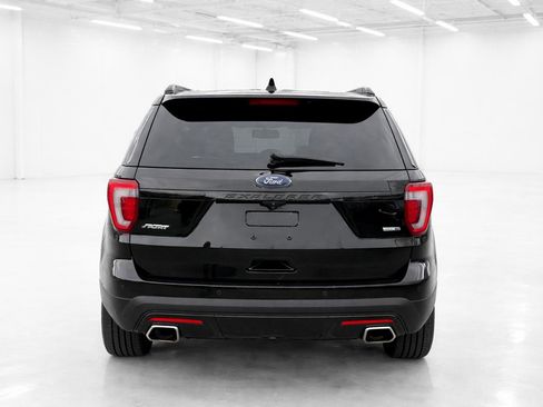 Used 2017 Ford Explorer Sport w/ Equipment Group 401A image 7