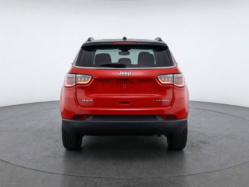 Used 2025 Jeep Compass Limited image 7