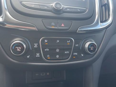 Used 2023 Chevrolet Equinox LT image 26