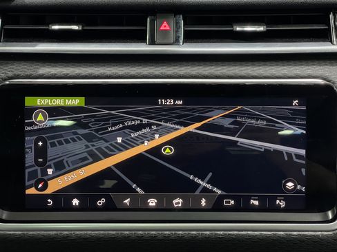 Used 2019 Land Rover Range Rover Velar R-Dynamic SE AWD/4WD image 10