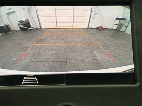 Used 2024 Chevrolet Equinox LT FWD image 25