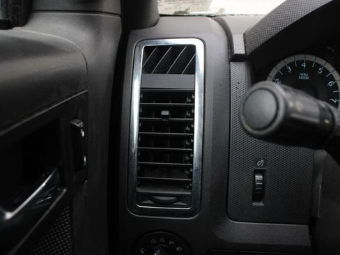 Used 2010 Ford Escape Limited image 7