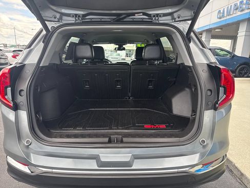 Used 2023 GMC Terrain SLT AWD/4WD image 25