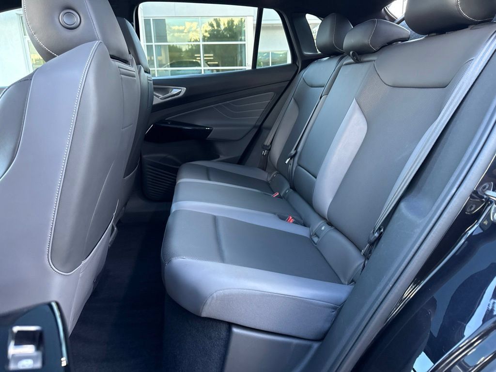 Certified 2023 Volkswagen ID.4 Pro S AWD/4WD image 25