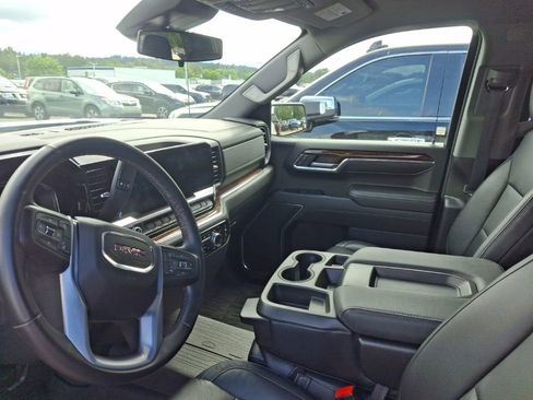 Used 2023 GMC Sierra 1500 Elevation AWD/4WD image 12