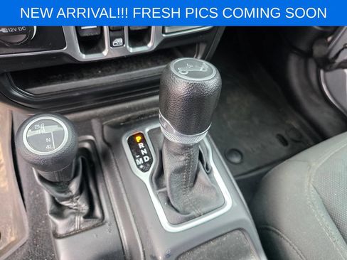 Used 2018 Jeep Wrangler Unlimited Sport S AWD/4WD image 12