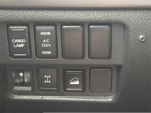 Used 2021 Nissan Titan PRO-4X w/ Off Road Protection Package image 33