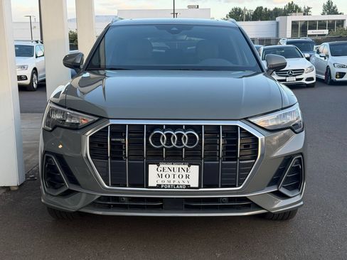 Used 2022 Audi Q3 2.0T Premium AWD/4WD image 2
