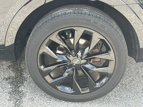 Used 2023 Kia Sorento SX AWD/4WD image 12