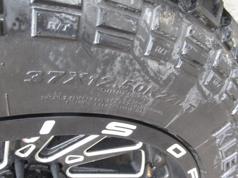 Used 2015 Ford F350 Lariat w/ Chrome Package image 5