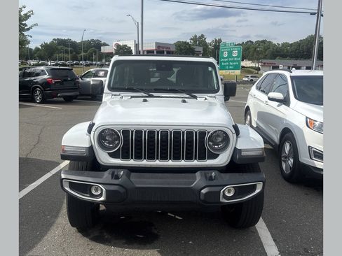 Used 2025 Jeep Wrangler Unlimited Sahara w/ Safety Group AWD/4WD image 1