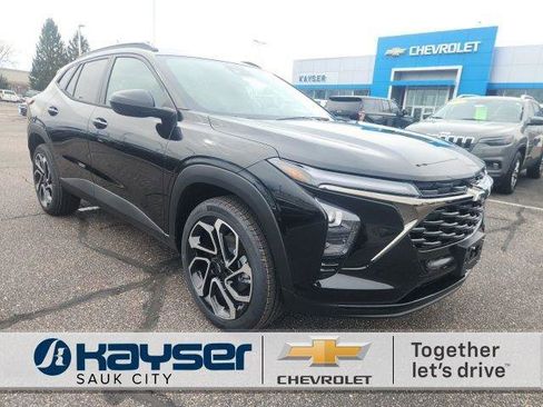 New 2026 Chevrolet Trax RS image 1