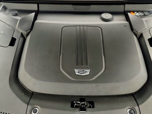 Used 2024 Cadillac Lyriq Sport image 26