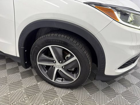 Used 2022 Honda HR-V EX image 12