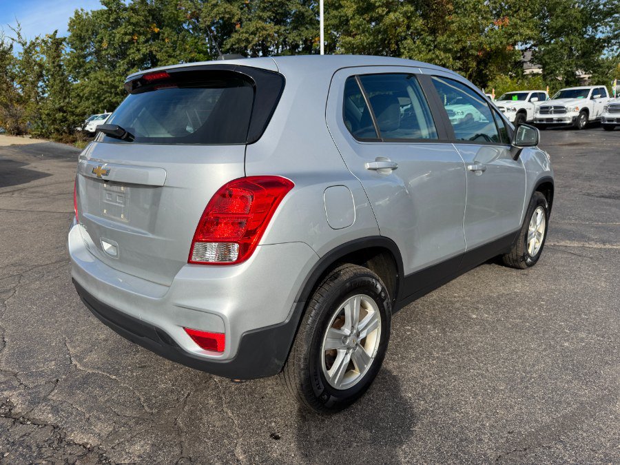 Used 2017 Chevrolet Trax LS AWD/4WD image 5