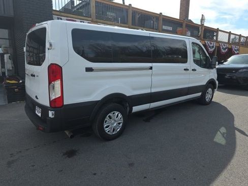 Used 2023 Ford Transit 350 XLT image 8