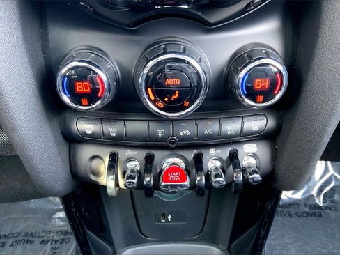 Used 2020 MINI Cooper S w/ Premium Package image 16