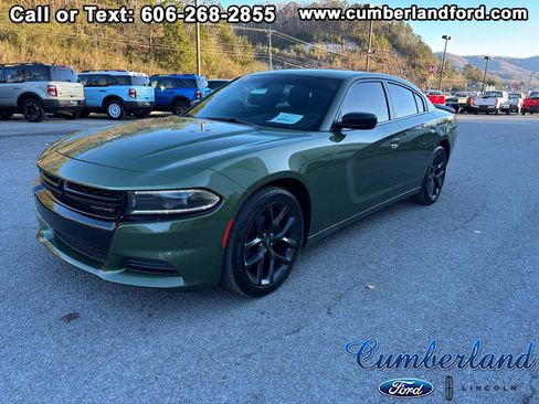 Used 2022 Dodge Charger SXT w/ Blacktop Package image 1