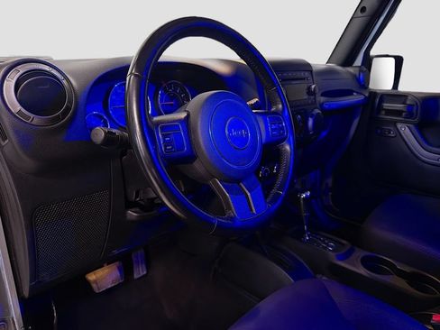 Used 2018 Jeep Wrangler Unlimited Sport S AWD/4WD image 11