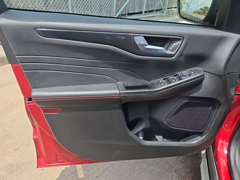 Used 2024 Ford Escape ST-Line w/ Tech Pack #1 FWD image 17
