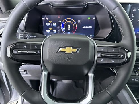 New 2025 Chevrolet Colorado LT w/ LT Convenience Package image 11