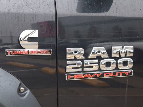 Used 2016 RAM 2500 Tradesman w/ Chrome Appearance Group image 12