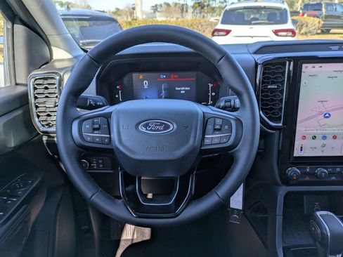 New 2025 Ford Ranger XLT w/ Convenience Package image 17