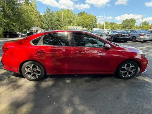 Used 2019 Kia Forte LXS FWD image 6