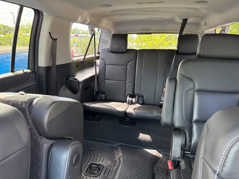 Used 2020 GMC Yukon XL SLT image 10