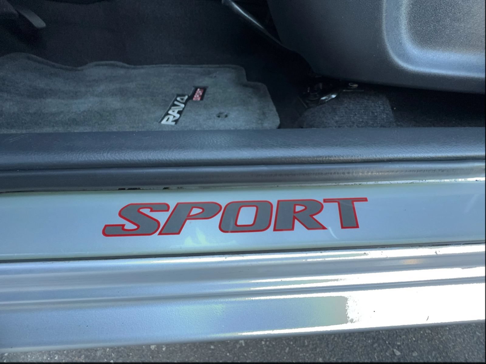 Used 2011 Toyota RAV4 Sport w/ Sport Appearance Pkg AWD/4WD image 15
