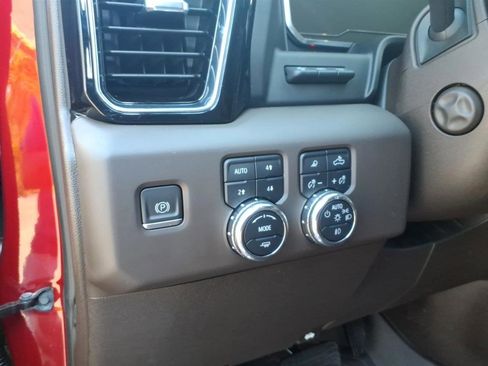 Used 2023 GMC Sierra 1500 Denali w/ Technology Package image 7