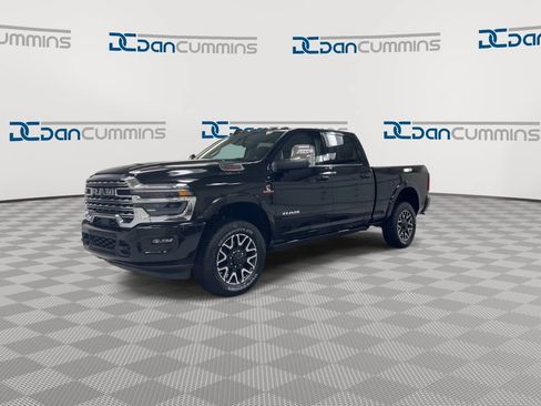 Used 2026 RAM 2500 Limited AWD/4WD image 4