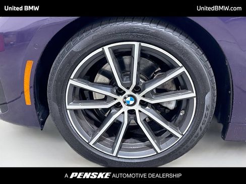 Used 2025 BMW 230i Coupe w/ Premium Package RWD image 2