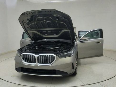 Used 2026 BMW 530i image 75