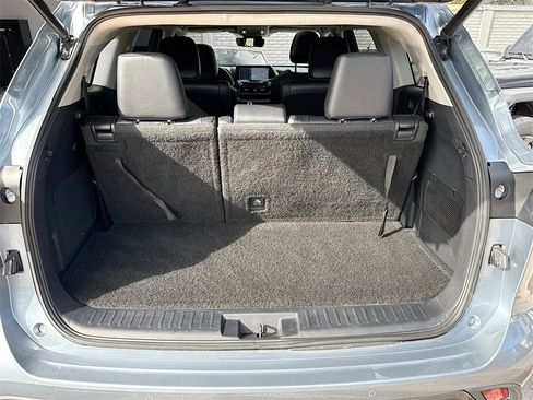 Used 2021 Toyota Highlander Limited image 29