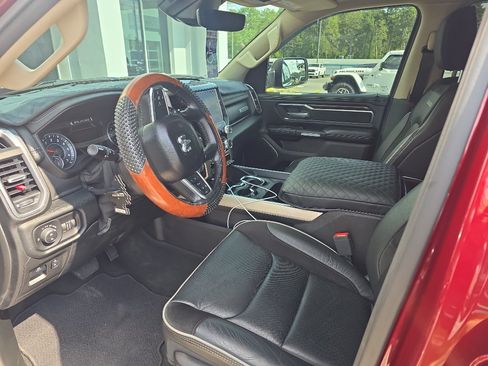 Used 2021 RAM 1500 Laramie RWD image 3
