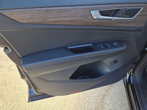 Used 2024 Volkswagen Atlas SEL Premium R-Line image 20