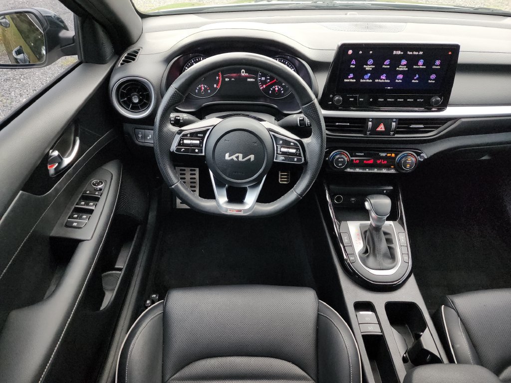 Certified 2024 Kia Forte GT-Line w/ GT-Line Premium Package FWD image 17