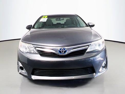 Used 2014 Toyota Camry XLE w/ Leather Package FWD image 11