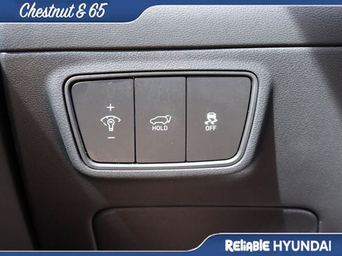 Certified 2023 Hyundai Tucson Limited AWD/4WD image 33