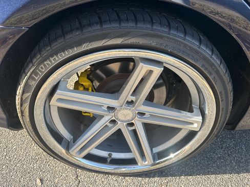 Used 2012 Mercedes-Benz CLS 550 4MATIC image 16