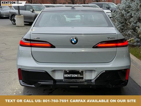 Used 2025 BMW 740i xDrive image 6